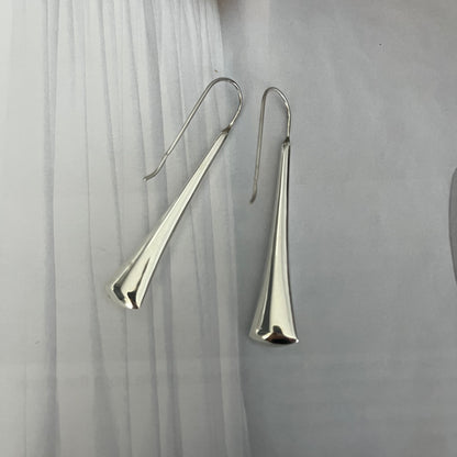 Calla Lily Earrings